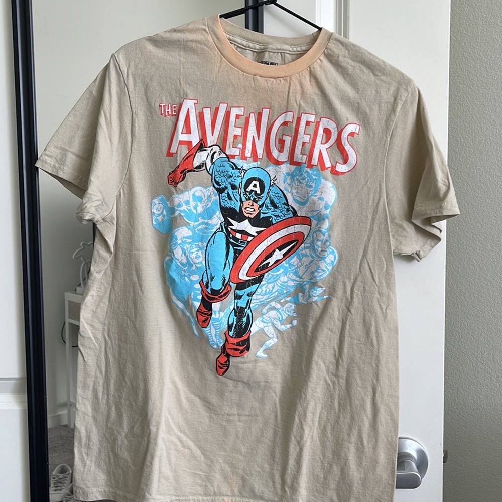 Marvel Vintage Shirt - Picture 2 of 2